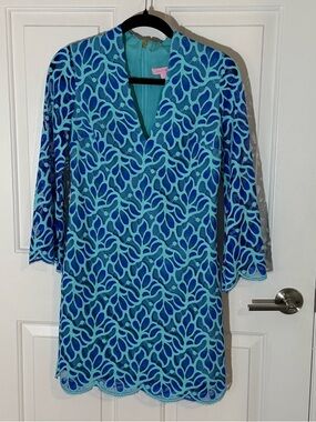 Lilly Pulitzer Blue & Teal V-Neck Mini Shift Dress